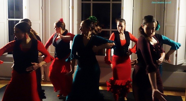 Opening Dancing Light met Hollands Laken foto Ginette Lavell 005