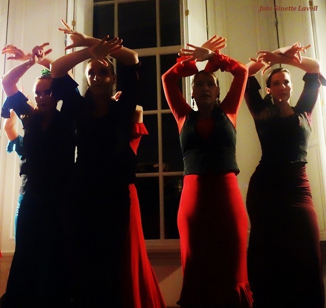 Opening Dancing Light met Hollands Laken foto Ginette Lavell 006